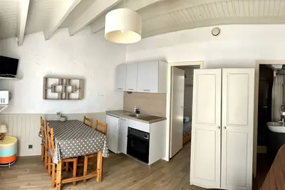 Image de Location La Noue à petit prix à 250m mer et à 400m centre village - 4 pers max