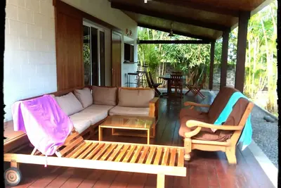 Image de Villa avec jardin et piscine dans impasse calme à 5 mn de la plage.
