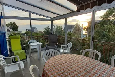 Image de Maison familiale avec jolie vue sur la mer Ă 300 m de la plage.