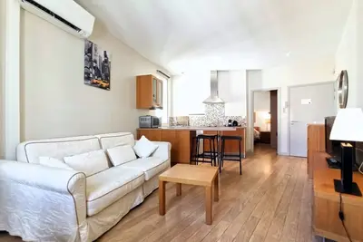 Image de Cosy and Elegant 1 Bedroom Rue Florian