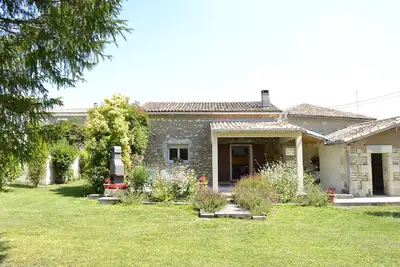 Image de Jardin privé, piscine, endroit pittoresque du village, , banque, boulangerie