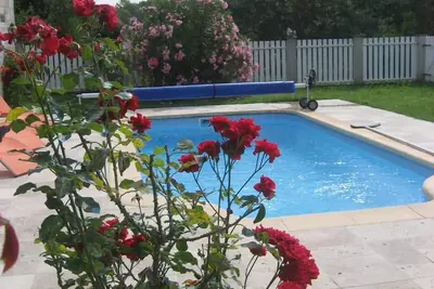 Image de ancienne chapelle saint georges ( de l'époque des templiers )