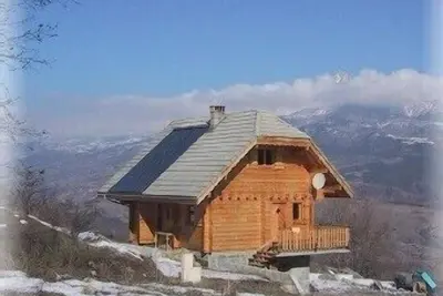 Image de Chalet de montagne face au parc des Ecrins. Proche de Savines le Lac.