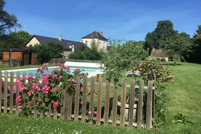 Image de Grand gite chambres d'hôtes Domaine de Montgenoux en Brenne