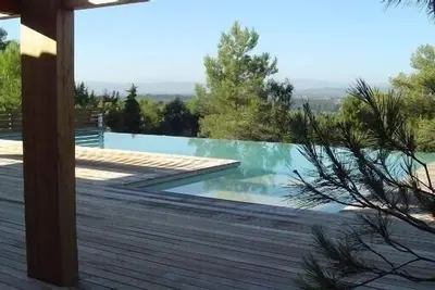Image de Villa d'architecte contemporaine standing grande piscine, vue 7 km Carcassonne