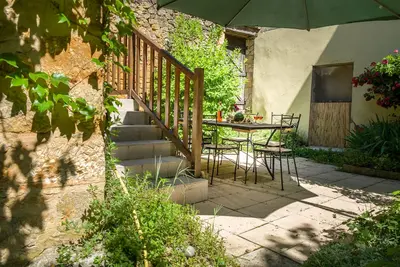 Image de Adorable maison avec belle terrasse ensoleillée au cœur de la bastide de Domme