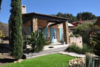 Image de Belle villa Provençale vue mer, jardin 1500 m2 avec spa, 2 à 5 Pers