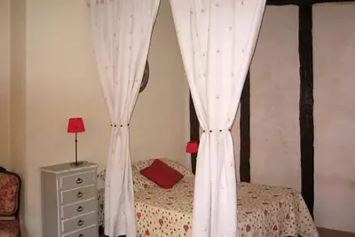 Image de Appartement de charme pour 2 dans le centre Unesco; Wi-Fi Fibre
