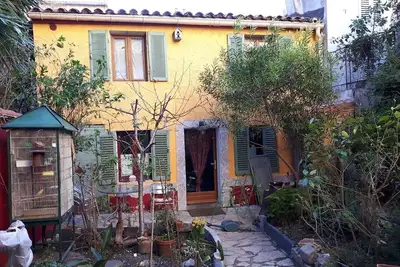 Image de Petite Maison Fonds De Jardin  classée 3 étoiles par Provence Tourisme