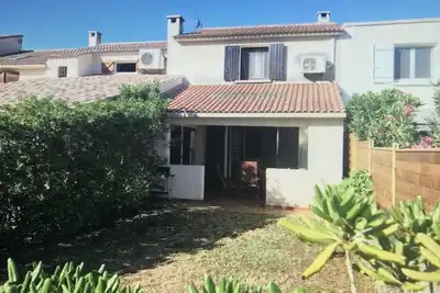 Image de oceanfront house in subdivision