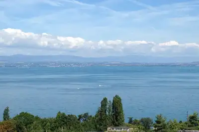 Image de Appt F3 à 800m du Golf d’Evian, superbe vue lac ds résidence avec piscine (4/6p)