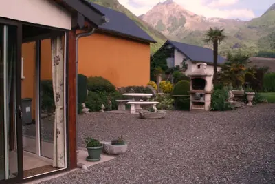 Image de Cozy house fenced garden 600m2 10kms from Cauterets 20k ms in Lourdes