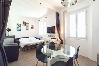 Image de Stylish and Modern 1 Bedroom Rue Florian