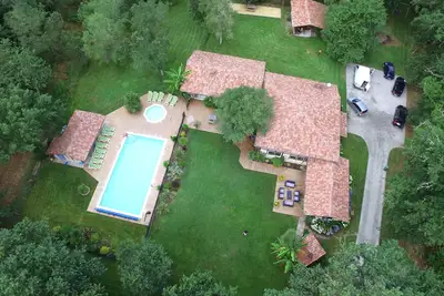 Image de Villa Glorieux, proximite de l'ocean villa  piscine chauffee