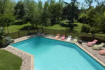 Image de Vaste demeure familiale en pierres apparentes et piscine \nPROMOTION En Septembre