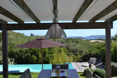 Image de Porto-Vecchio, Villa contemporaine, Vue mer, Piscine, Plage du Cabanon Bleu