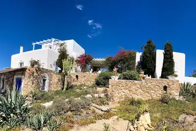 Image de Villa égéenne avec vue sur la mer