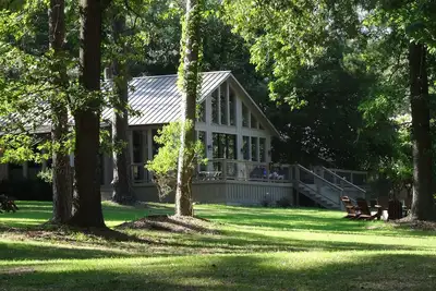 Image de Pavillon principal - Vues imprenables sur le lac privé