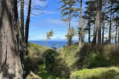 Image de Sea Breeze: Waterfront Views, Beach Access, Ideal Isluded Escape - Sleeps 10