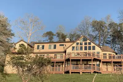 Image de Erickson Norris Lakefront Home-Deerfield Resort- Vue panoramique inégalée sur le coucher du soleil