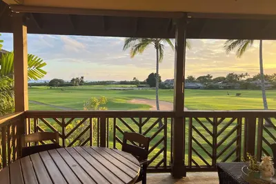 Image de Condo de luxe flambant neuf avec climatisation centrale et vue sur l'océan lointain