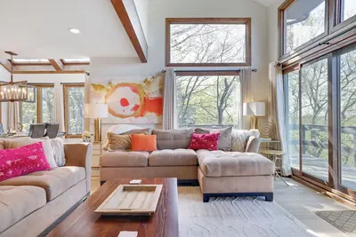 Image de Le plus grand Townhome de luxe moderne, sur le sommet de la montagne Camelback, Poconos, Pa