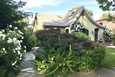 Image de New Cottage contemporain - Idéalement situé dans le charmant Redwood City