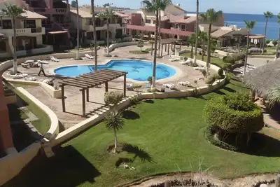 Image de 2 Bdrm / 2 Bath Oceanfront Rocky Point Condo, 4 heures. En voiture de Phoenix