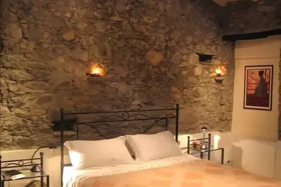 Image de Romantique Toscane Riverside Cottage à proximité des commerces / restaurants