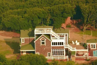 Image de Promotions de juin - Domaine privé de 10 acres.