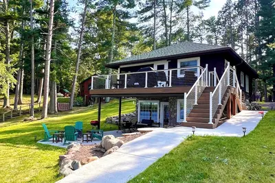 Image de Parfait Chippewa Flowage Façade sur Premier Moores Bay!