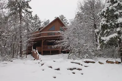 Image de Maison de montagne classique avec deux espaces de vie, des vues incroyables - Wifi