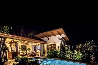 Image de Casa La Pina! ! ! Outdoor Living vie privée, nature, détente, & Surf
