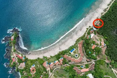 Image de Front Row Center! ! ! Sur Flamingo Beach: 5br, piscine privée et bar Tiki