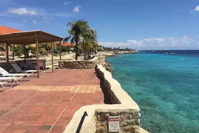 Image de Magnifique Oceanfront 2 Br / 2 Bath Rénové E-11 au Sand Dollar Resort