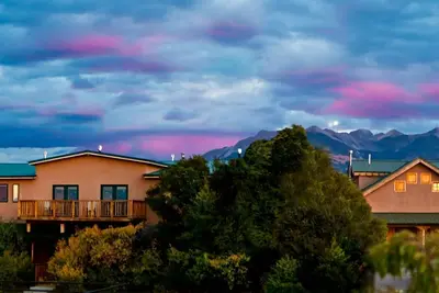 Image de Retraite de style montagne sud-ouest pittoresque, près de Santa Fe et Taos