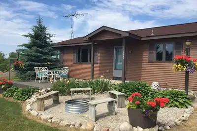 Image de Des vues spectaculaires verger et étang avec magnifiques couchers de soleil!