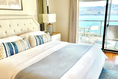 Image de Escapade de luxe pour couples à la Villa Magnolia, avec la meilleure vue sur le lac à Naramata
