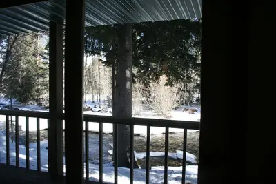 Image de Dix Mile Creek Droit Au Large Du Balcon