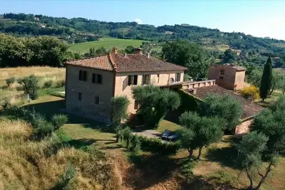 Image de Ferme toscane traditionnelle avec une vue imprenable