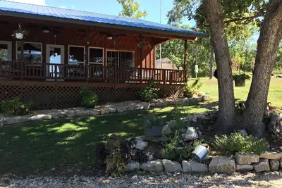 Image de Cozy Cabin-Rock Creek Cove-Table Rock Lake-Près de Big M & Eagle Rock Marina