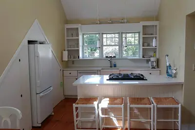 Image de Romantique 1-Bdrm sur le lac Dunmore, vues, linge de maison, plage, marina, pub, 4 couchages.