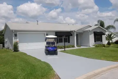 Image de Calme, vue sur la ferme, maison de ranch extrêmement propre et confortable avec voiturette de golf à gaz