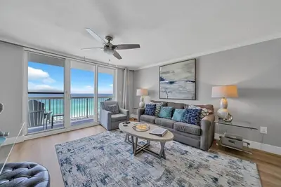 Image de Juste pour toi! Nouveau condo de luxe 905