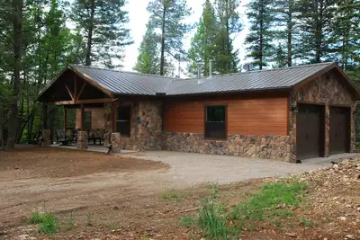 Image de Bienheureuse Cabin Pines, Secluded 7 Acres Entouré par Lincoln National Forest