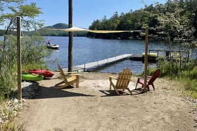 Image de Log Cabin toute l'année devant le lac sur plus de 2 acres sur le lac Loon mis à jour en 2018
