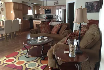 Image de Condo Lakefront # 111 * 3br / 2 Ba Sleeps 6 200 $ la semaine juillet / août.