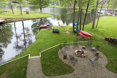 Image de Waterfront 6 Br 4 Salles De Bain 13 - Ajout de 2000 pieds carrés supplémentaires pour le printemps 2020!