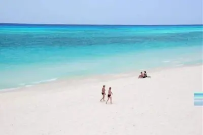 Image de Magnifique condo avec vue spectaculaire sur l'océan!