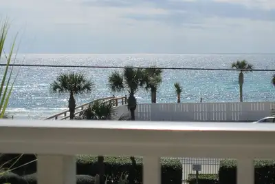 Image de Belle Condo Mise à jour w / Spectacular Ocean Views! Très grand lit! Lits superposés! Hdtv!